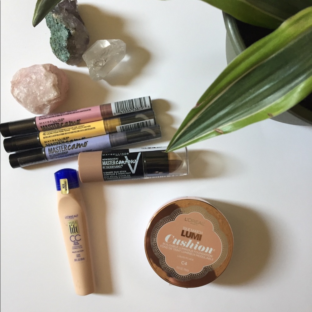 Makeup bundle with contour stick